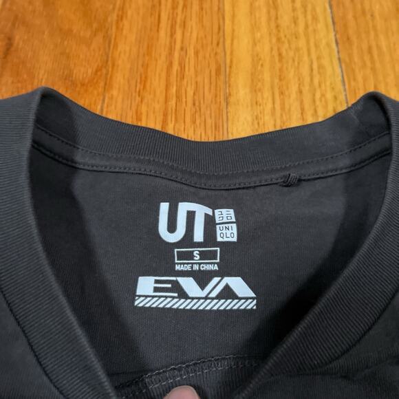 Evangelion X Uniqlo Anime Graphic Black Short Sleeve T-Shirt Small Pocket Tee - Picture 5 of 8